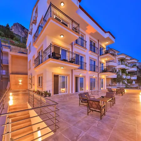 Panorama Apartment *